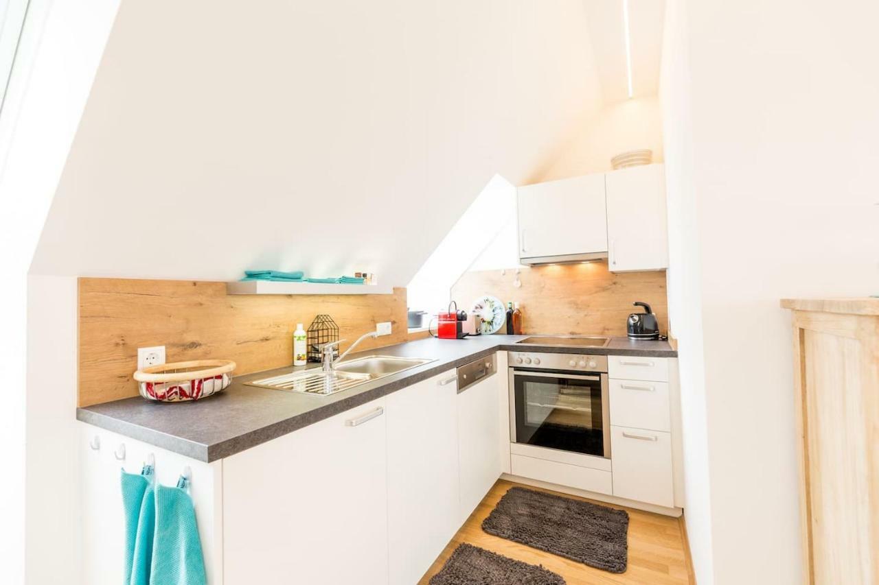 Grosse Dachgeschosswohnung Im Herzen Von Graz Exteriör bild